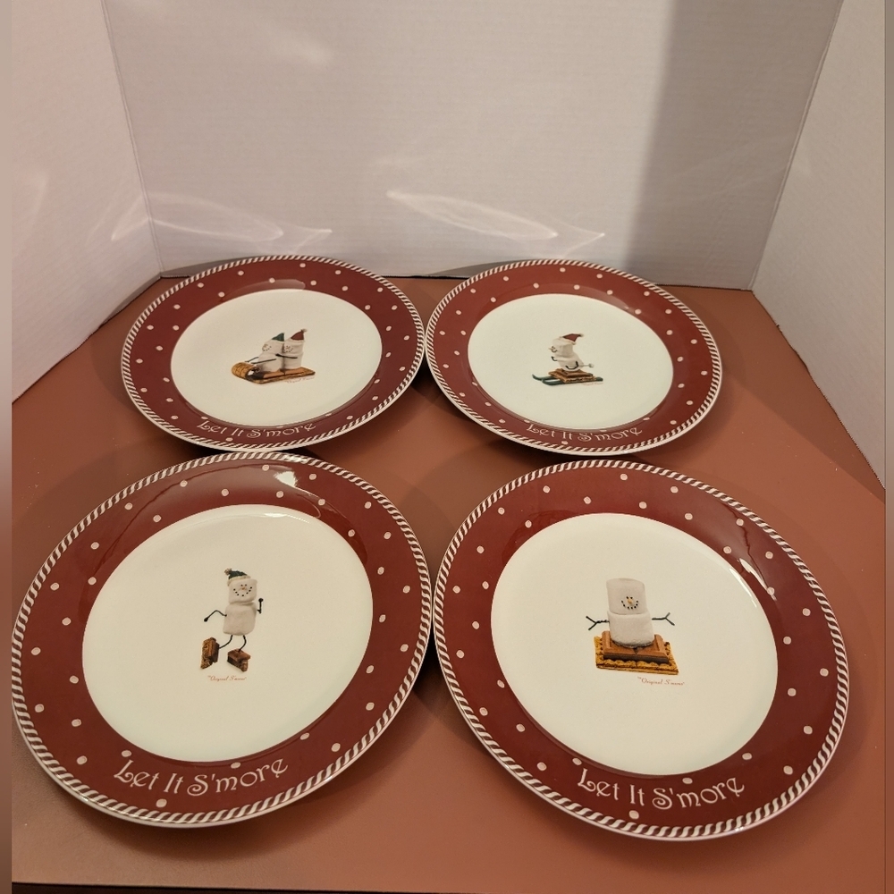 Nikko The Original S'Mores Christmas Snack/Dessert/Salad Plates - 8 Inches